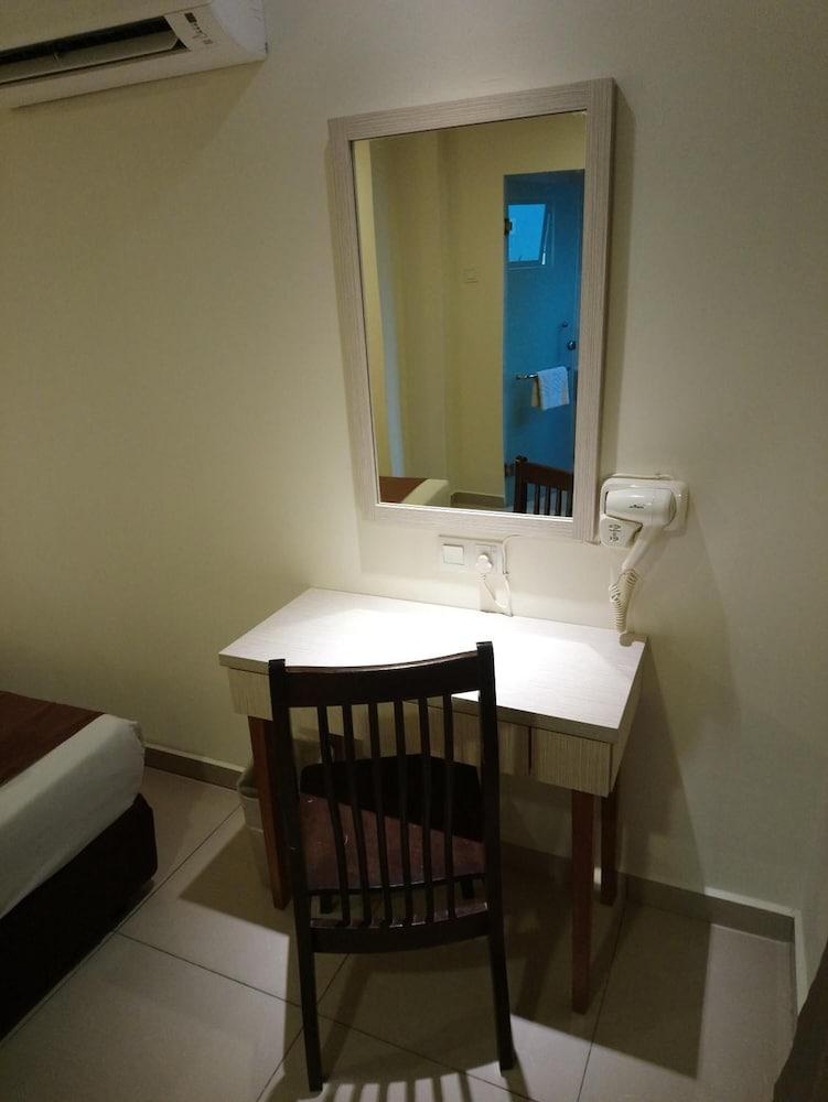 My Hotel @ Sentral 2 Kuala Lumpur Buitenkant foto